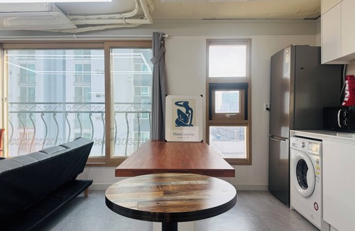 Seongsu Apartamento | 칠Seongsu Station Jungnangcheon Cherry Blossom Road Han River airport bus