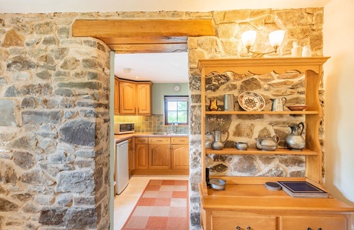 Carmarthen Cabaña | Cilwen Fach, CYNWYL ELFED