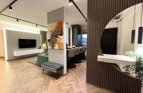 Caransebes Apartamento | CineArte Residence