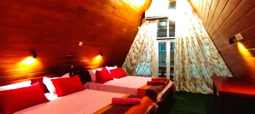 Negombo Villa | cinnamon avenue cabanas