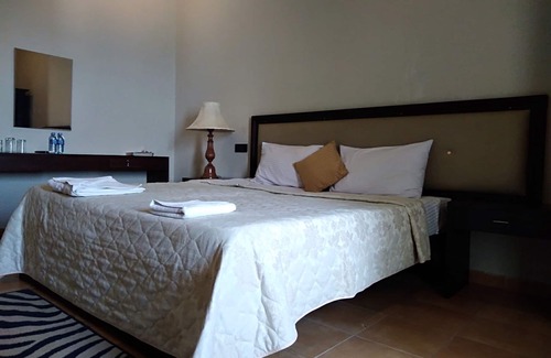 Negombo Hotel | Cinnamon Villa Negombo