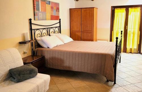 Lovere Cama Y Desayuno | Cinque Abeti Agrialloggio Mountain Lake Iseo Hospitality
