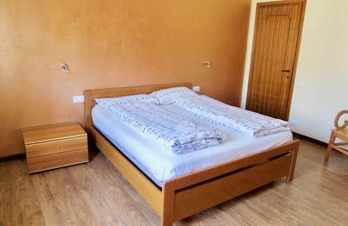 Cunettone-villa Villa | VILLA INDIVIDUAL CON JARDÍN Y APARCAMIENTO PRIVADO