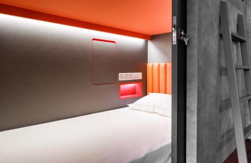 Downtown Singapore Hotel | Circular House