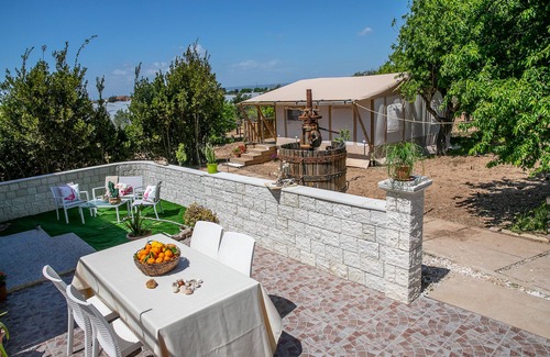 Santa Maria del Focallo Alquiler De RV | Ciriga Sicily Glamping