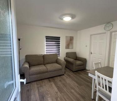 Broad Green Apartamento | Citrine - Executive London Garden Flat