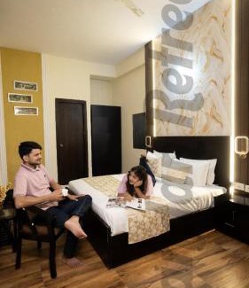 Vrindavan Casa | Citrine Villa and Resort Vrindavan Luxury Rooms and Villas near Prem Mandir