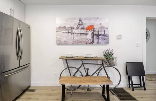 Virginia Highland Apartamento | Citrus Sunburst 1 Bdrm Ponce City Mkt