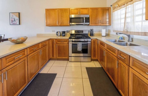 St. John's Apartamento | City and Sea: Antiguan Retreat