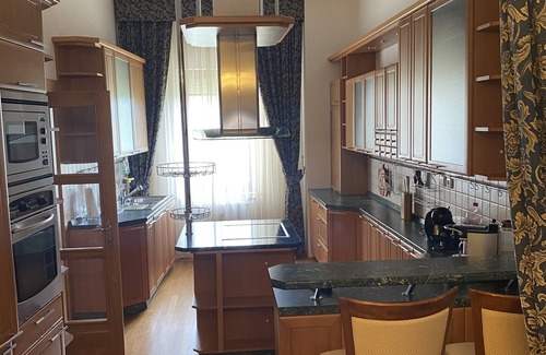 Poprad Condominio | City apartment from the 17th century, cool location, easily accessible national parks