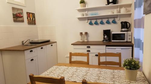 Gesundbrunnen Apartamento | City Apartment, good location