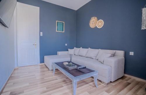 Chios Apartamento | City Apartment Home