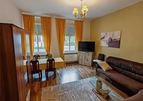 Cottbus Apartamento | City Apartment I 75qm I Kostenloser Parkplatz I Nähe Staatstheater I WLAN