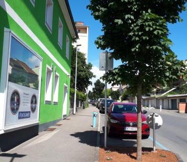 Knittelfeld Apartamento | City Apartment Vasiri