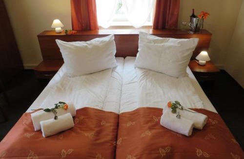 Knurow Apartamento | City Apartments Protos