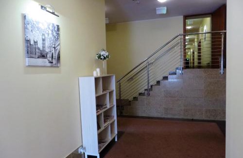 Knurow Apartamento | City Apartments Protos