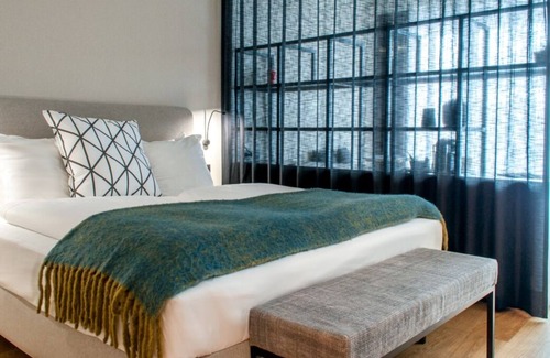 Jewish Quarter Casa | City Break Minutes Away from MoMu Antwerp & Museums! w/ Full Kitchen!