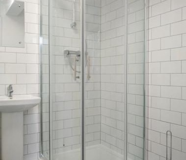 Corby Casa | City breaks Corby Double ensuites