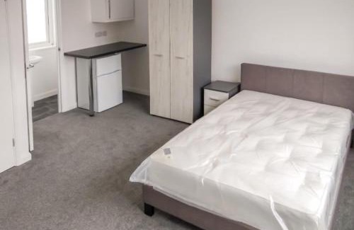 Corby Apartamento | City breaks Corby Double ensuites with tv