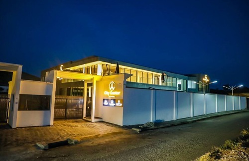 Oba Ile Hotel | City Center Akure