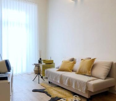 Centro Storico Apartamento | City Center Apartment Piacenza