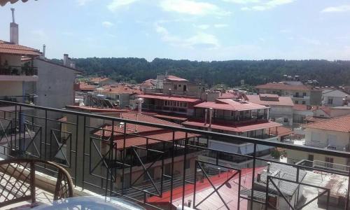 Grevena Apartamento | City center apartment with mountain view