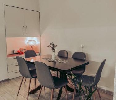 Mejë Apartamento | City Center Apartment