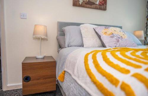 Bradford Apartamento | City Center, Free WiFi for Contractor, Family