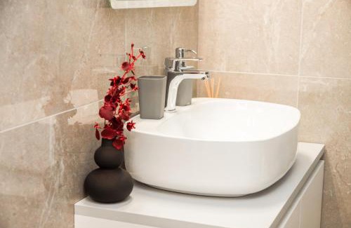 Xanthi Apartamento | City Center Hub