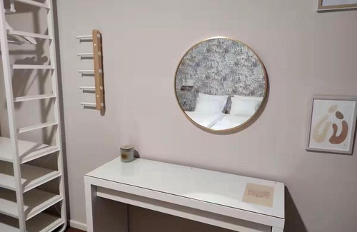 Antwerp Apartamento | City Center location 1BR Apartment near Station!