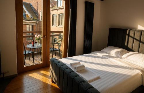 RopeWalks Apartamento | City Centre Balcony Apartment for 6 - Steps to Dining, Bars & Train
