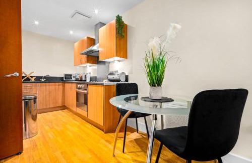 Theatreland Birmingham Apartamento | City Centre - Chinatown - Apartment - Balcony - Secure Parking - Fast WIFI - 39A