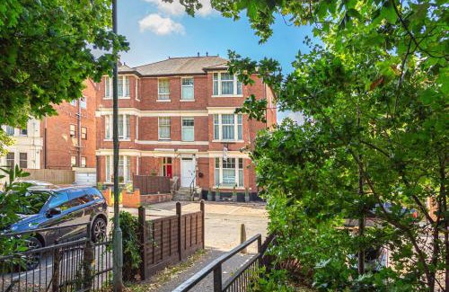 Gloucester Casa | City Centre Guest House