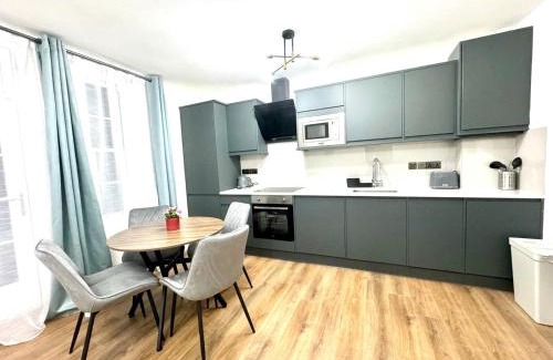 Dartmouth Park Apartamento | City Centre One Bedroom Apartment Next to Station, Newly Renovated