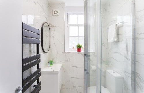Dartmouth Park Apartamento | City Centre One Bedroom Apartment Next to Station, Newly Renovated