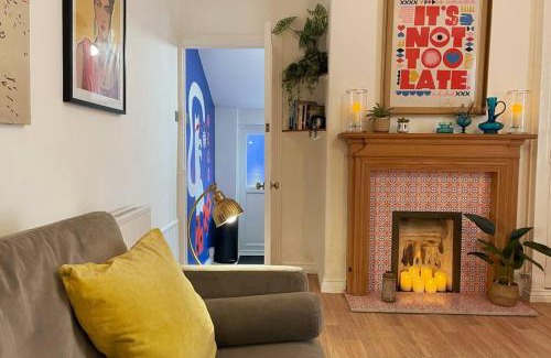 Riverside Casa | City Centre Retreat
