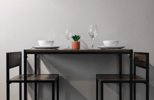 Middlesbrough Apartamento | City Centre Studio 1 with Kitchenette, Free Wifi and Smart TV with Netflix by Yoko Property