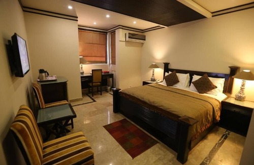 Multan Hotel | City Centre Suites