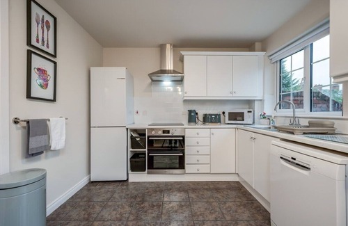 Queens Quarter Casa | 🌟City Centre Townhouse Free Parking Superfast Wifi
