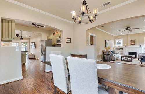 Kessler Casa | City Cottage: 2-Bedroom Cottage Comfort