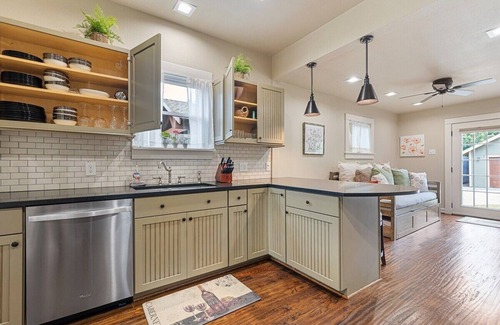 Kessler Casa | City Cottage: 2-Bedroom Cottage Comfort