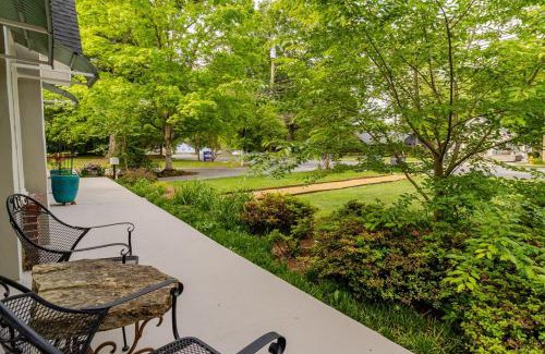 LaFayette Casa | City Cottage on Main Street In North GA