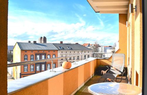 Cottbus Apartamento | City-Dach-Apartment mit Loggia - Balkon - Kamin