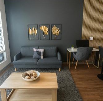 Five Points South Apartamento | City Escape 2BR Apt with Resort Amenities