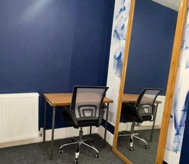 Staple Hill Apartamento | City Escape! Fishponds Apartment, Bristol, sleeps up to 4 guests