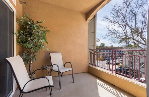 Bankers Hill Condominio | City Escape w/access to Balboa Park, Gaslamp, Little Italy, & Hillcrest!