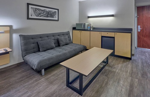 Mexicali Hotel | City Express by Marriott Mexicali