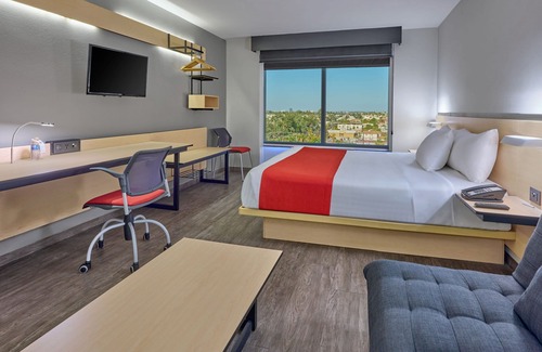 Mexicali Hotel | City Express by Marriott Mexicali