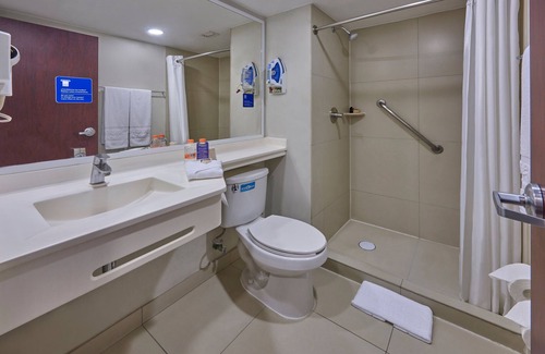 Jurica Hotel | City Express by Marriott Querétaro Juríca