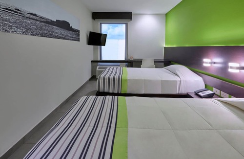 Centro de Cancún Hotel | City Express Junior by Marriott Cancun